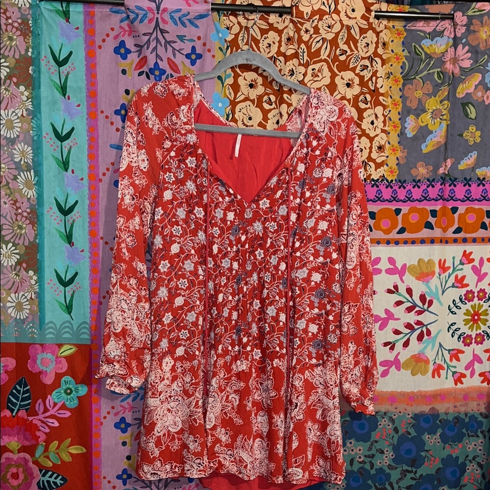 FREE PEOPLE Rayon Red and White Floral Mini Dress Size Small